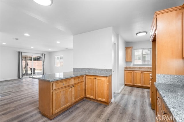 Building Photo - 8691 Davmor Ave
