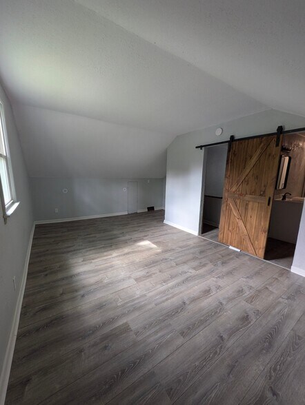 Building Photo - 3145 Brock Dr