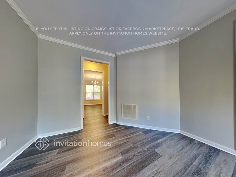 Building Photo - 8007 Harrington Woods Rd