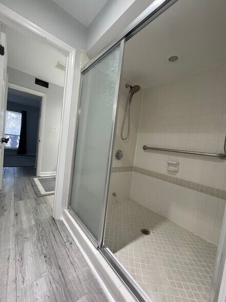 Building Photo - 7412 Ashfield Ct