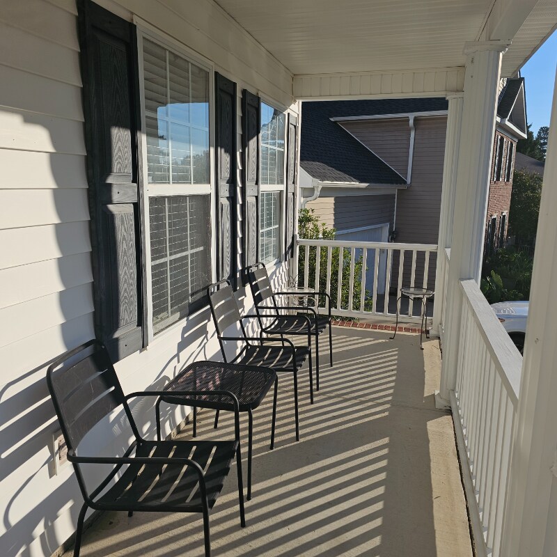 Building Photo - 205 Killian Green Dr