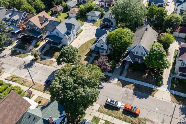 Building Photo - 514 Glenwood Ave SE