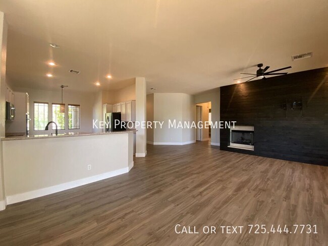 Building Photo - RENOVATED SINGLE STORY 3 BEDROOM HOME IN A...