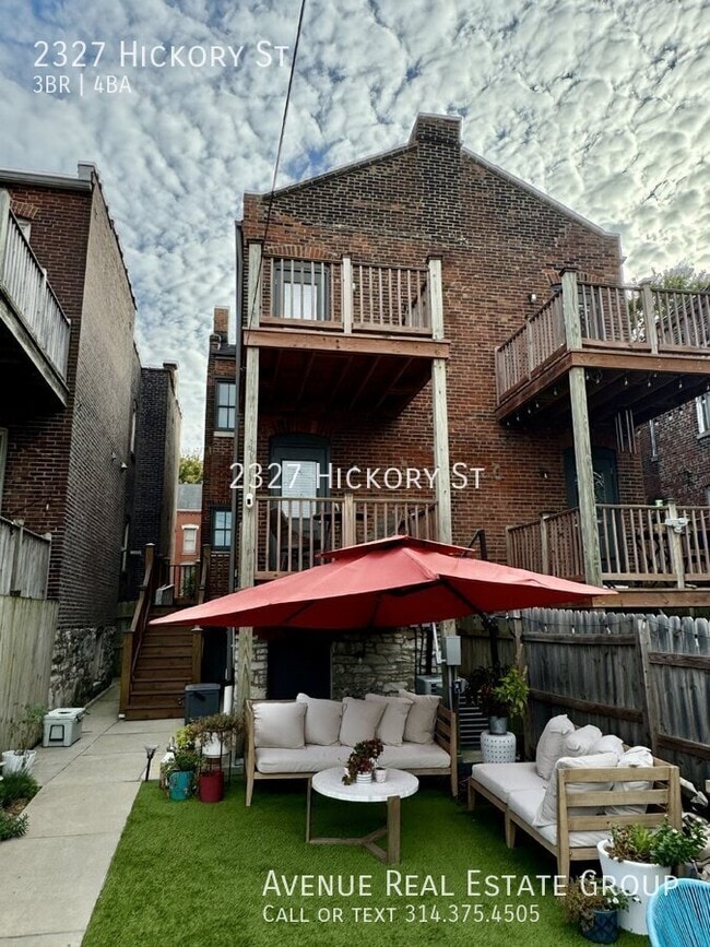 Building Photo - 2327 Hickory St