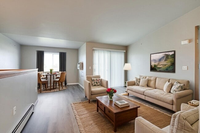 Interior Photo - The District