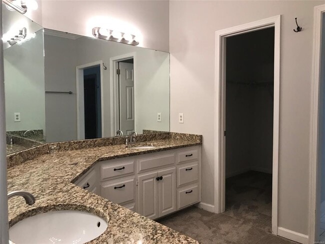 Building Photo - 9418 Huntingdon Ct