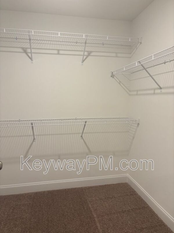 Building Photo - 541 Yuma Ln