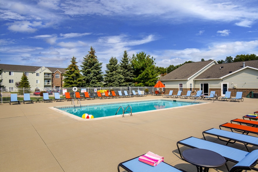 Building Photo - Somerset Park