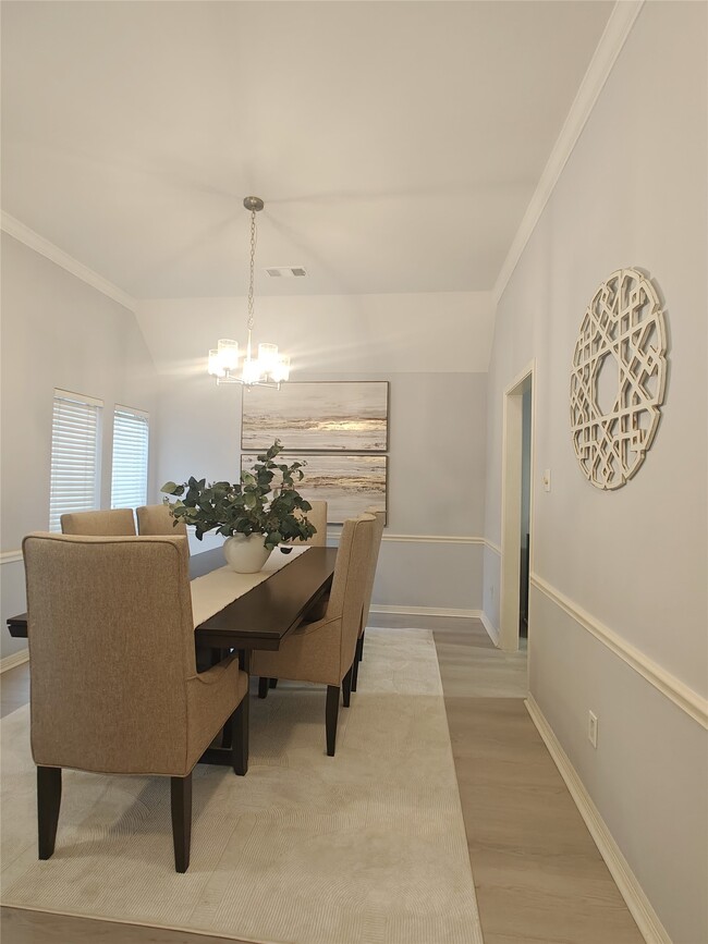 Building Photo - 3810 Paigewood Dr