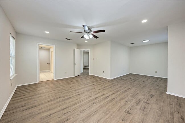 Building Photo - 2508 Tierra Blanco Trail