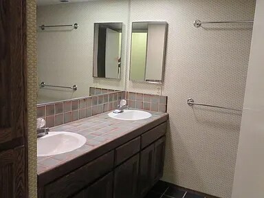 Building Photo - 1700 Escalona Dr