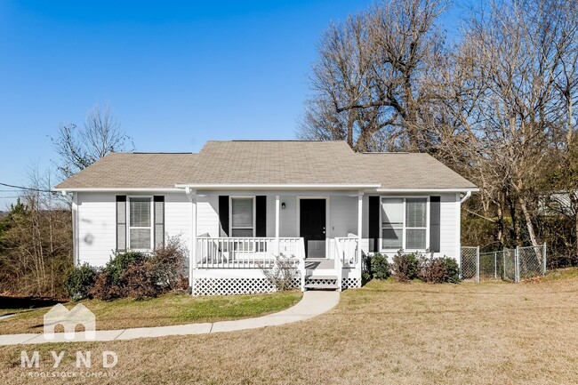 Primary Photo - 1017 Mountain Dr