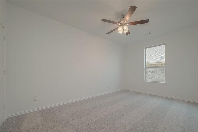 Building Photo - 2040 Terra Rose Dr