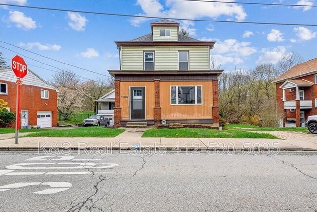 Primary Photo - 518 10th St