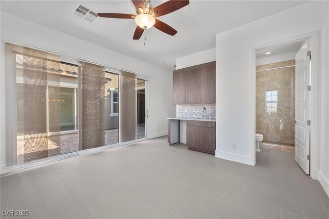 Building Photo - 6243 Carol Butte Ct