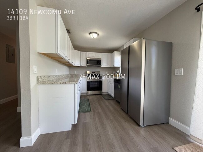 Building Photo - 14109 Newcomb Ave