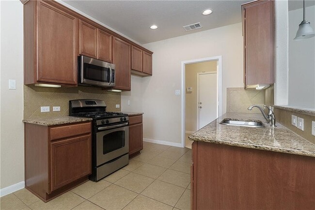 Building Photo - 13417 Little Gull Dr