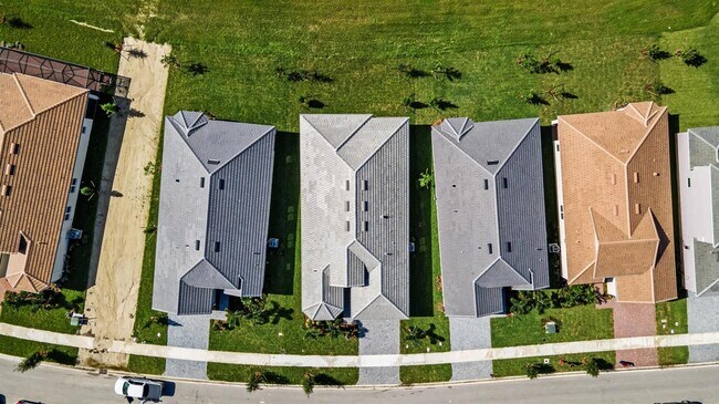 Building Photo - 14192 Lacebark Ln