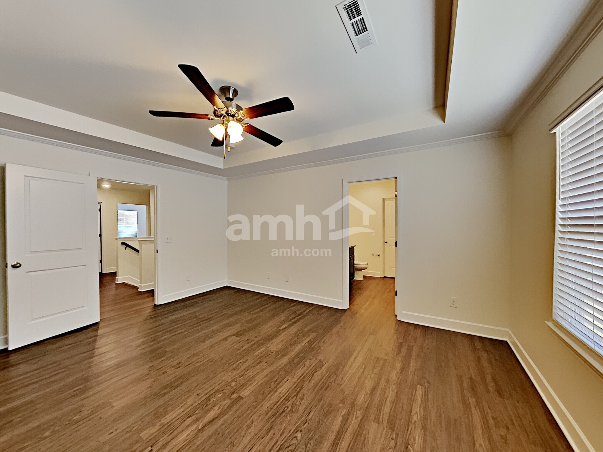 Building Photo - 4264 Longfellow Dr