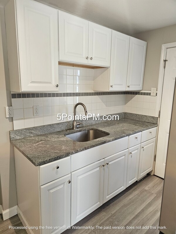 Building Photo - 25170 Treadwell Ave