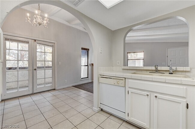 Building Photo - 6149 W Oakey Blvd