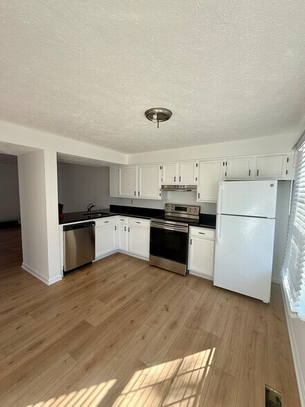 Building Photo - 1475 Mobley Ct