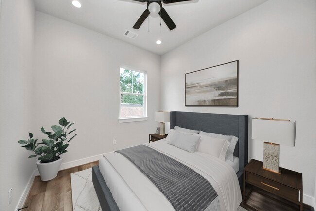 Building Photo - 6519 Old Olive Tree Dr
