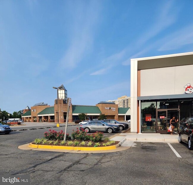 Building Photo - 431 N Armistead St