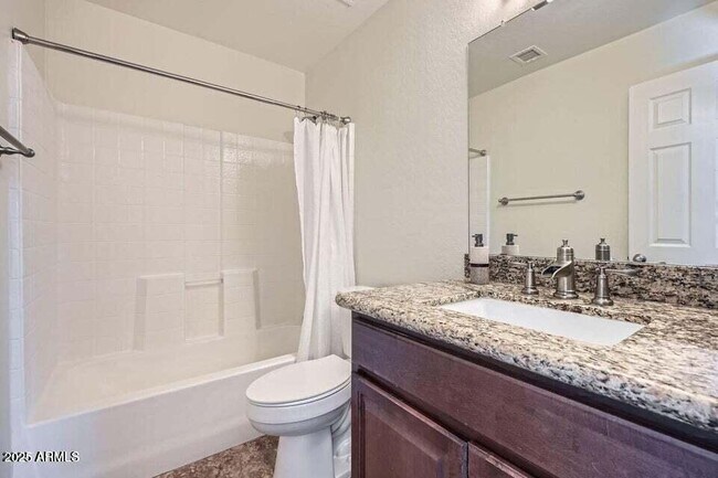 Building Photo - 15436 W Port Royale Ln