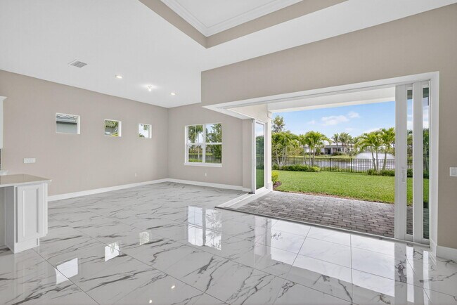 Building Photo - 10904 Stellar Cir