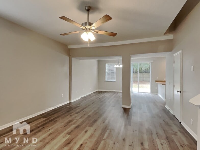 Building Photo - 2943 Lyndscape St