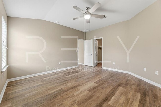 Building Photo - 146 Leon River Loop