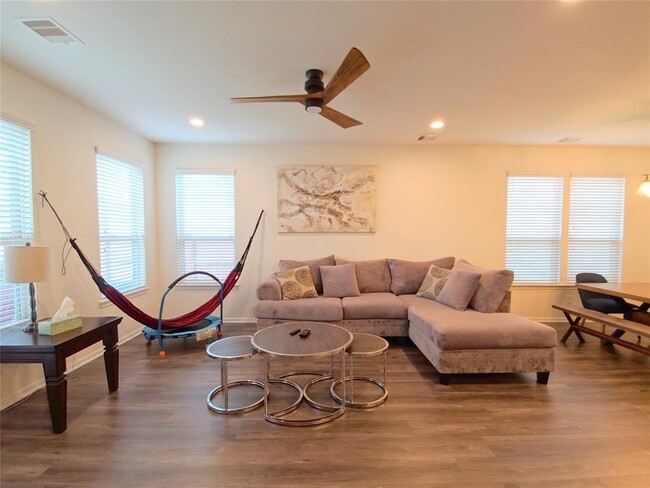 Building Photo - 22611 Bellwick Ridge Ln