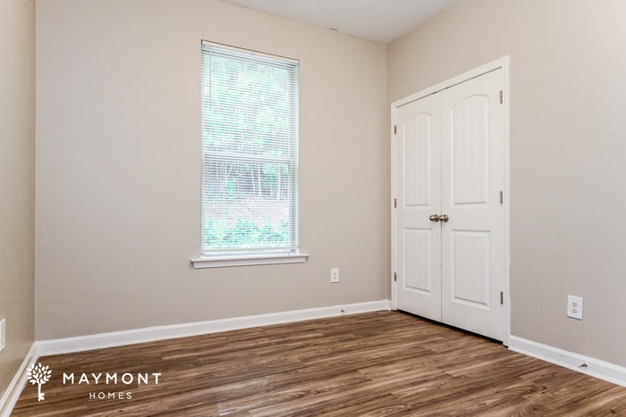 Building Photo - 3013 Bonnes Dr