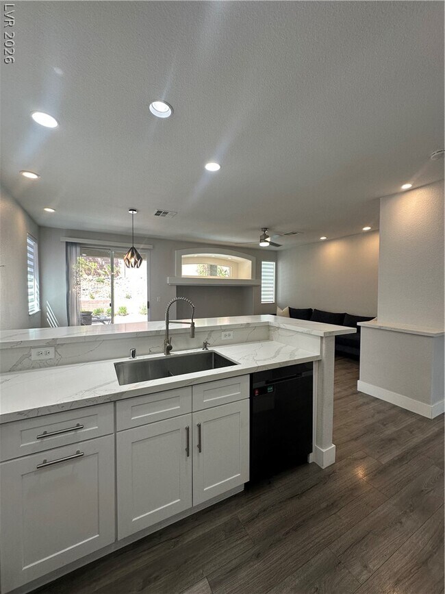 Building Photo - 11106 Evvie Ln
