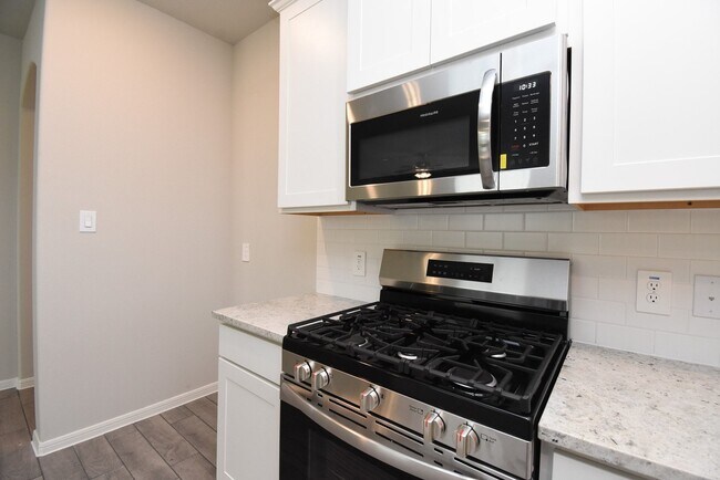 Building Photo - 2128 Port Jackson Dr