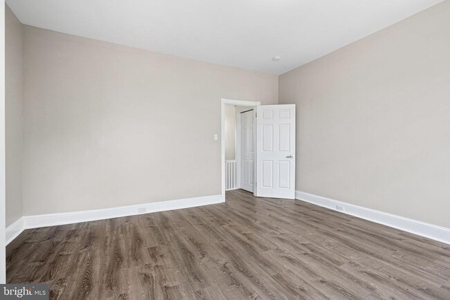 Building Photo - 2257 Ann St