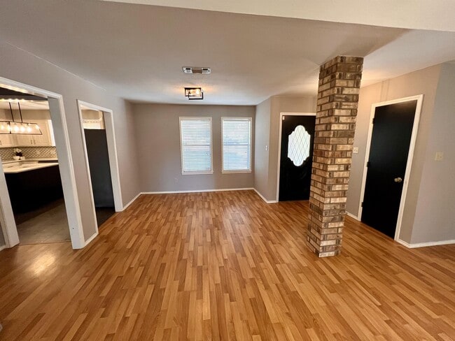 Building Photo - 5409 Parliament Dr
