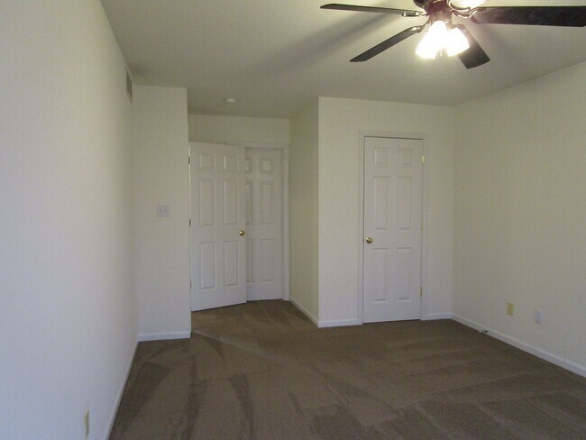 Building Photo - 3538-3540 Prescott Dr.