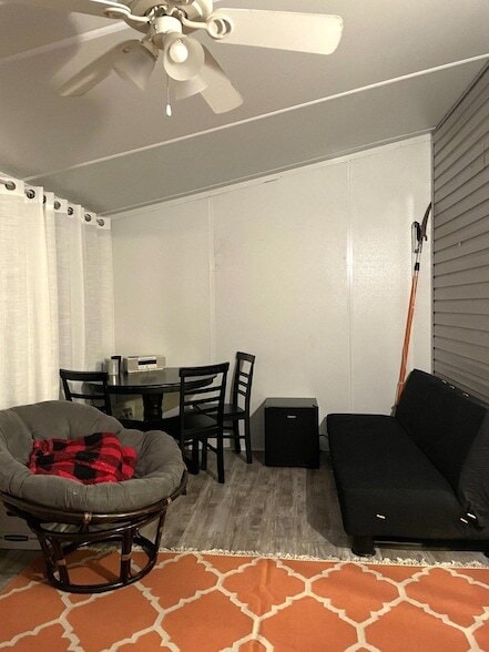 Building Photo - 38319 Thistle Ln