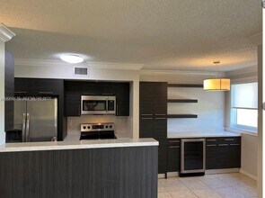 Building Photo - 2600 S University Dr