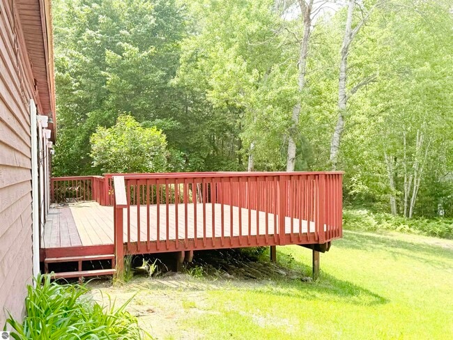Building Photo - 105 Tippi Trail