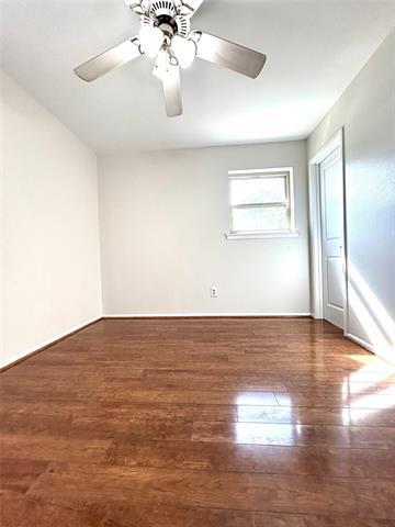 Building Photo - 861 Russell Ln