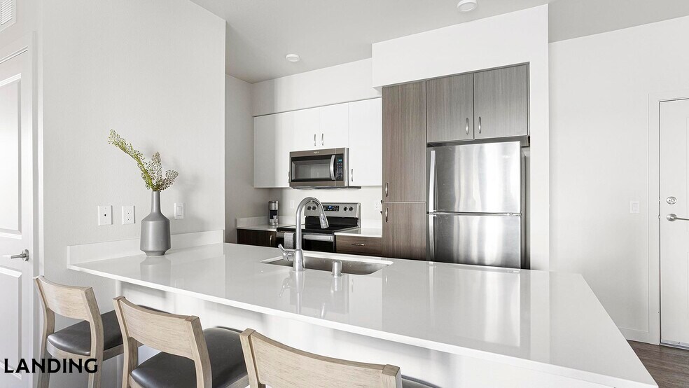 Building Photo - 17500 25th Ave NE