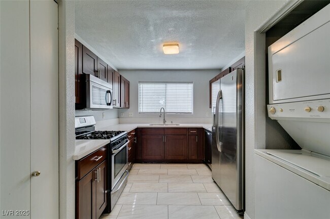 Building Photo - 1550 Jamielinn Ln
