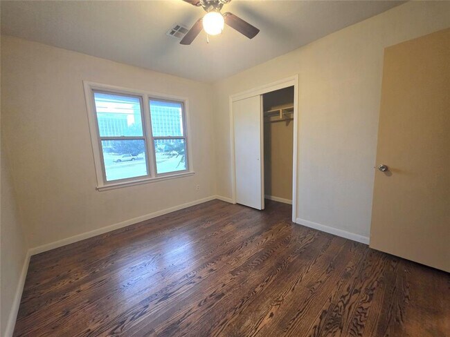 Building Photo - 3701 NW 59th St