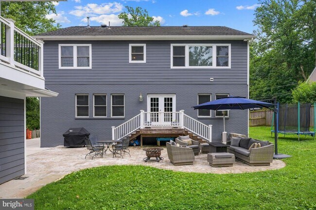 Building Photo - 6005 Selvyn Rd