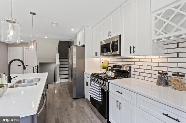 Building Photo - 1412 S 22nd St