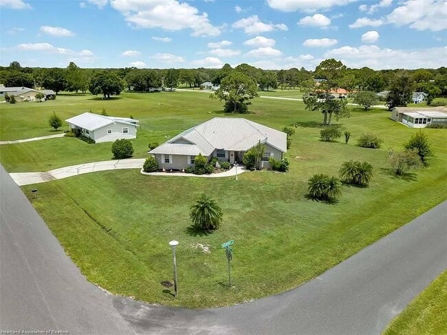 Building Photo - 7120 Coral Ridge Rd