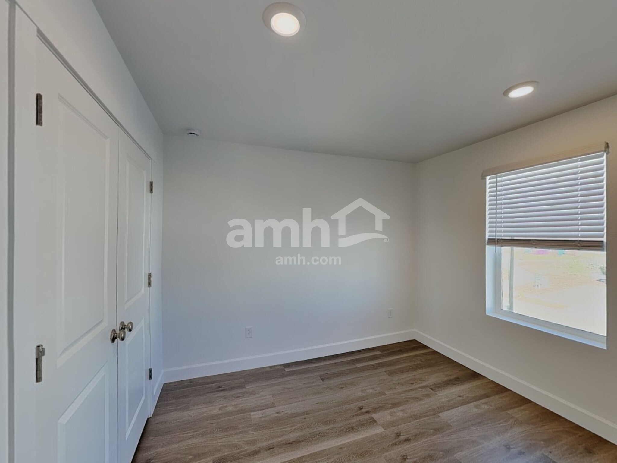 Building Photo - 10065 Abilene St